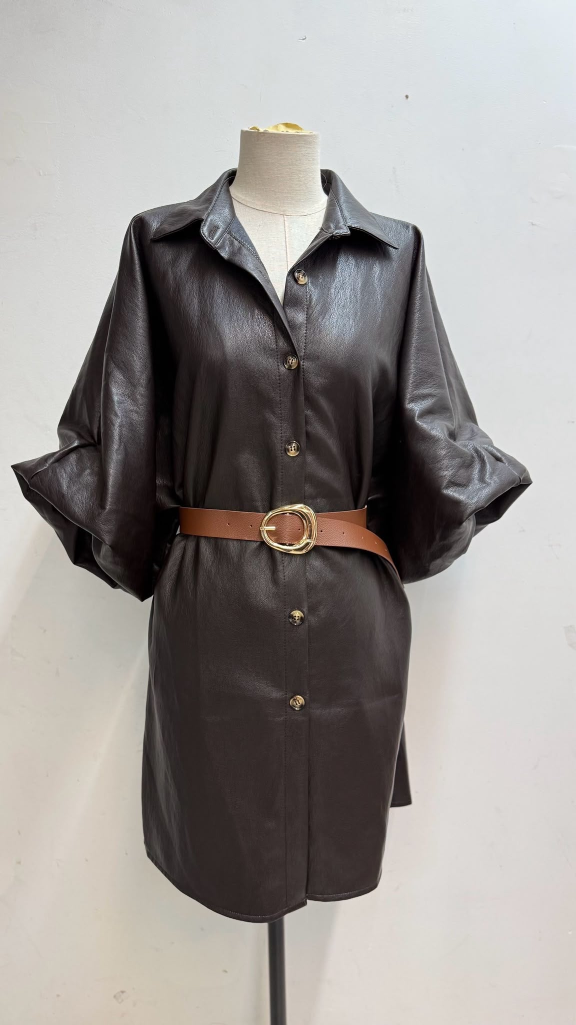 Robe Laura