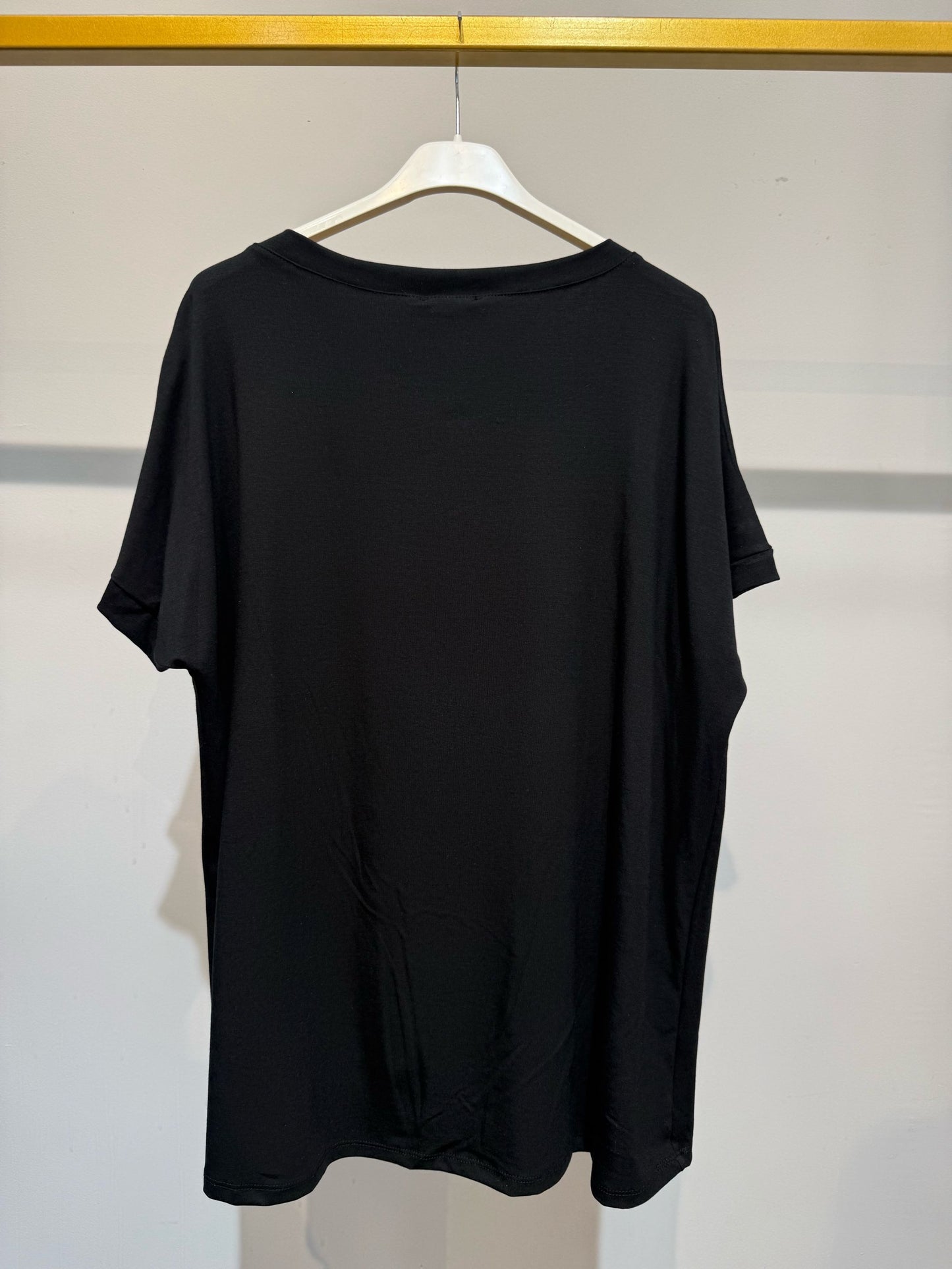 Tee shirt basket