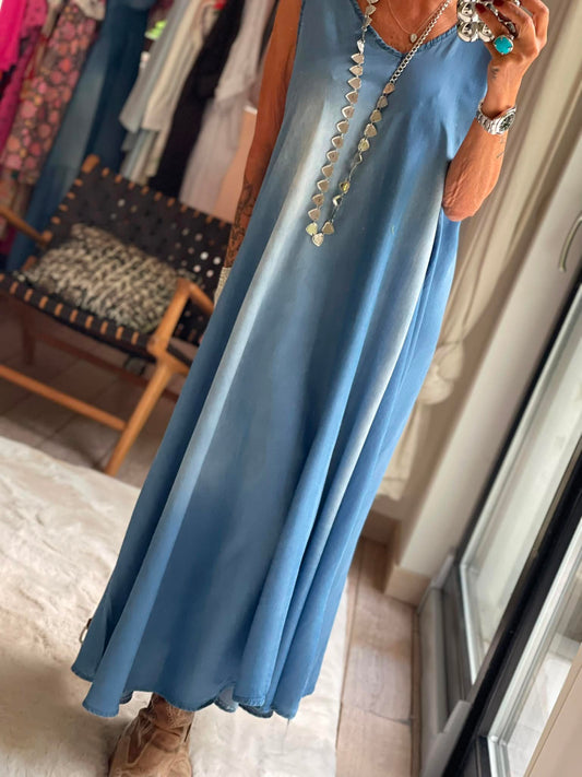Robe sans manches Josi