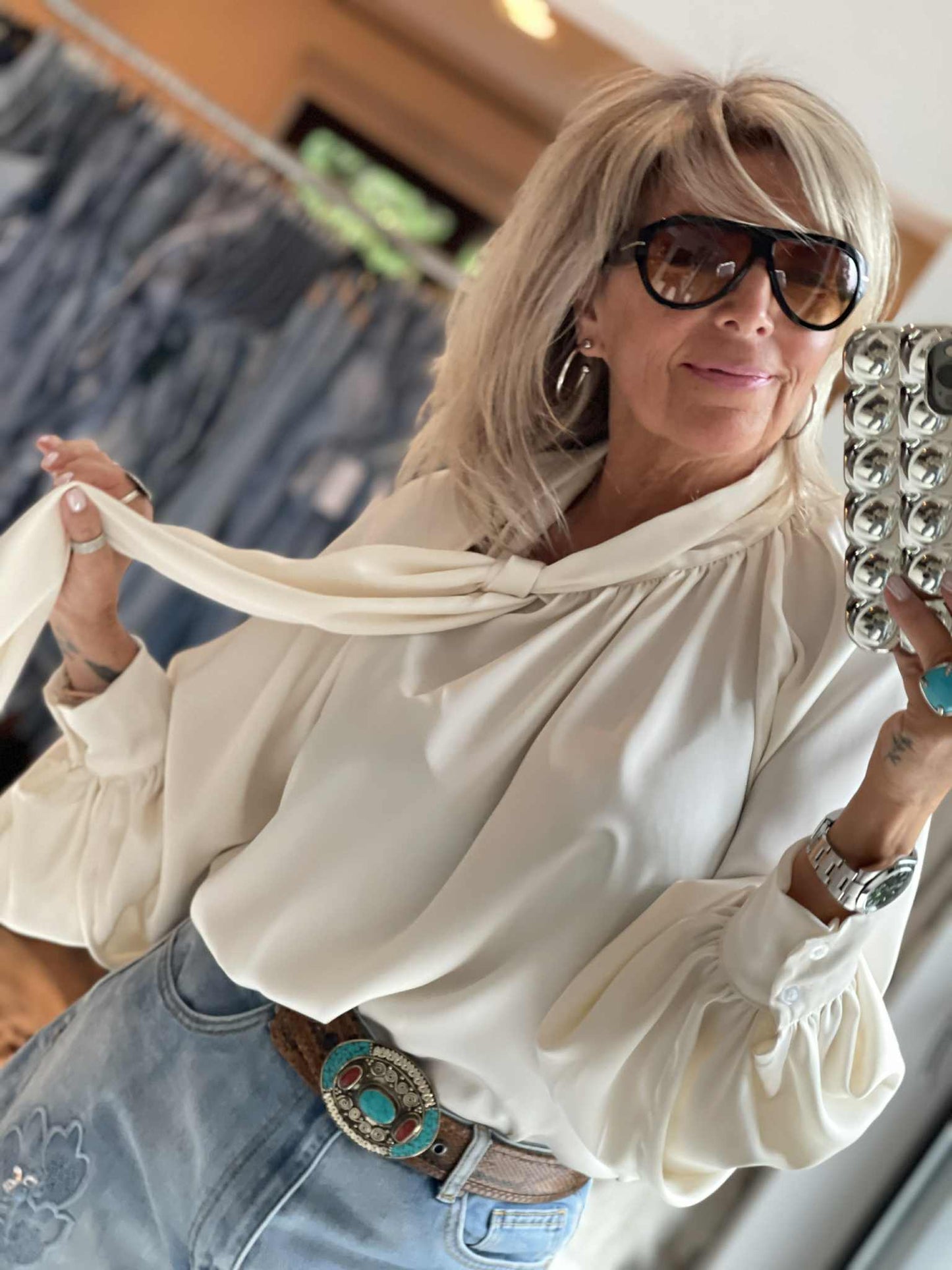 Chemisier satiné lavallière