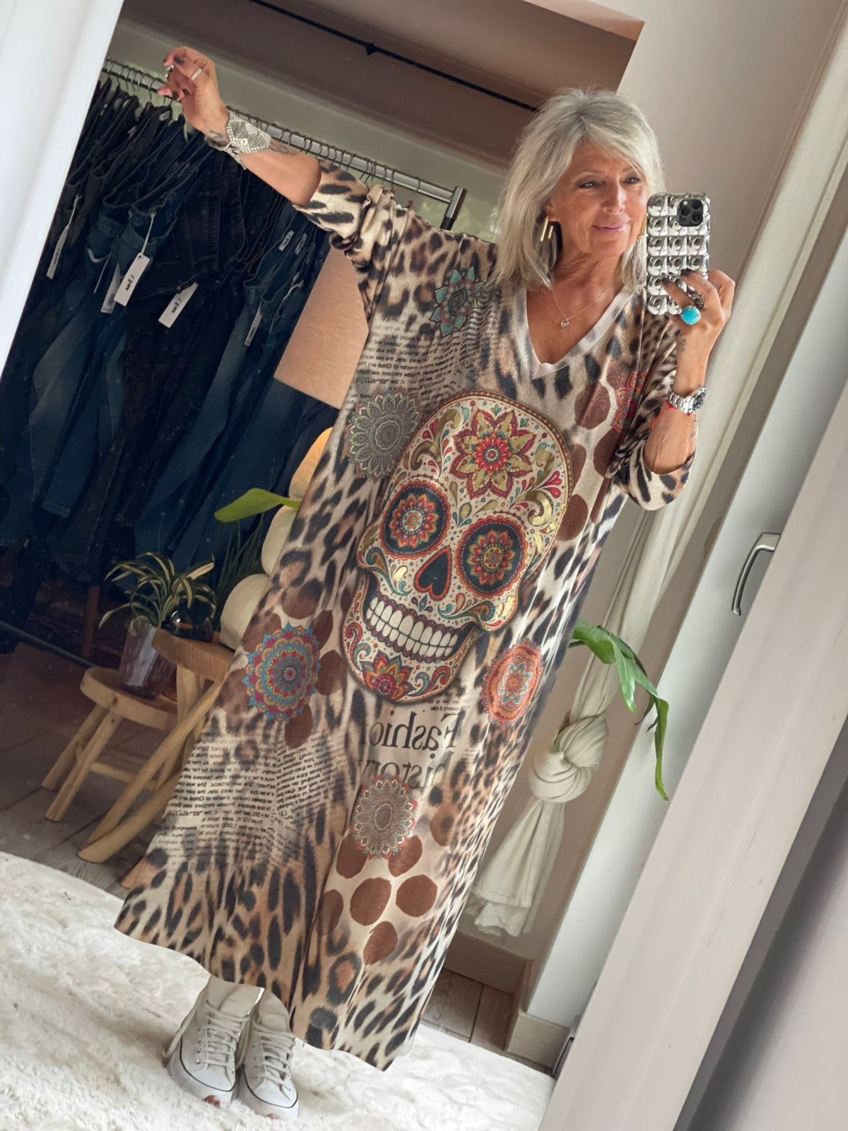 Robe Skull