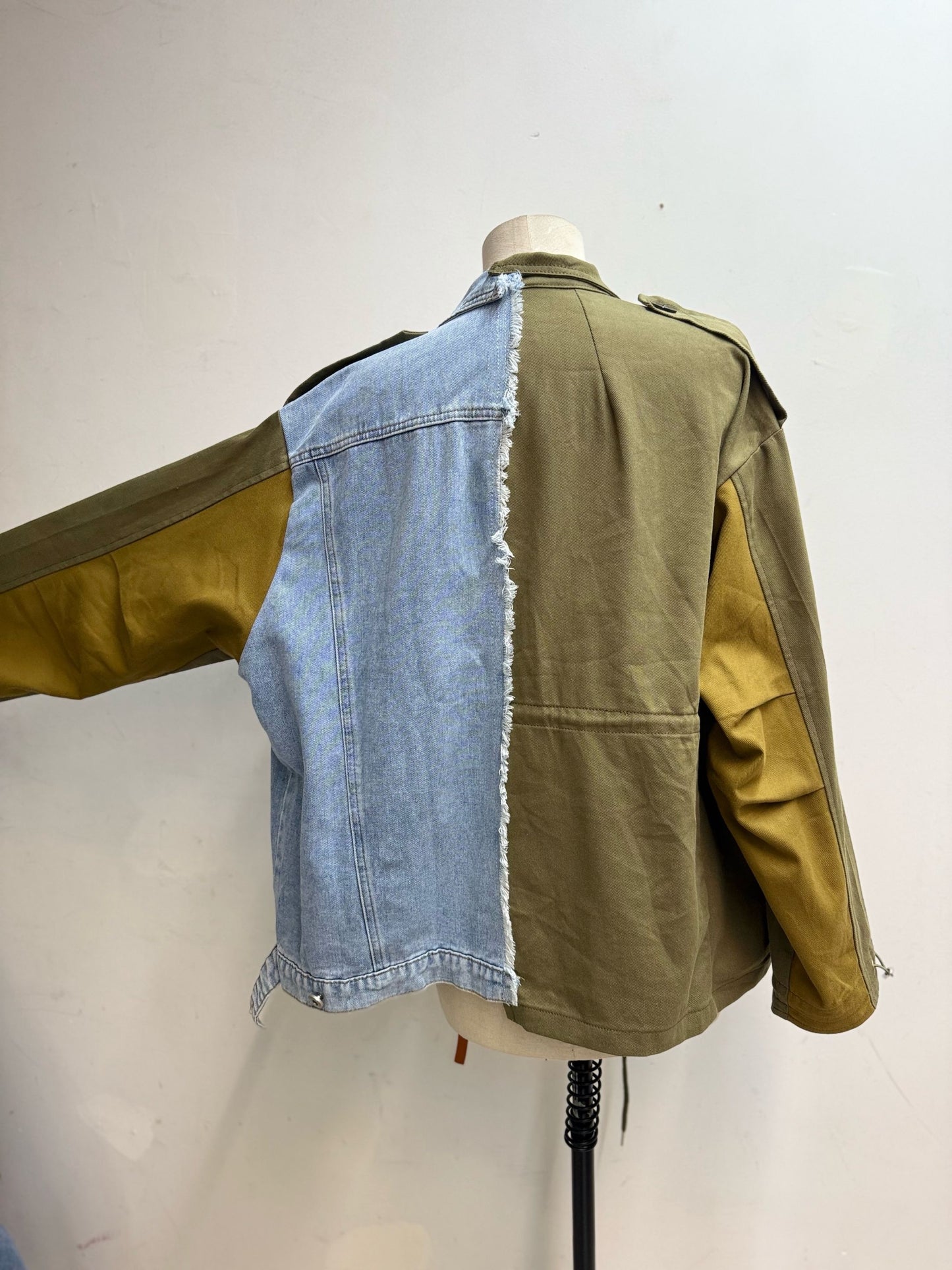 Veste Army