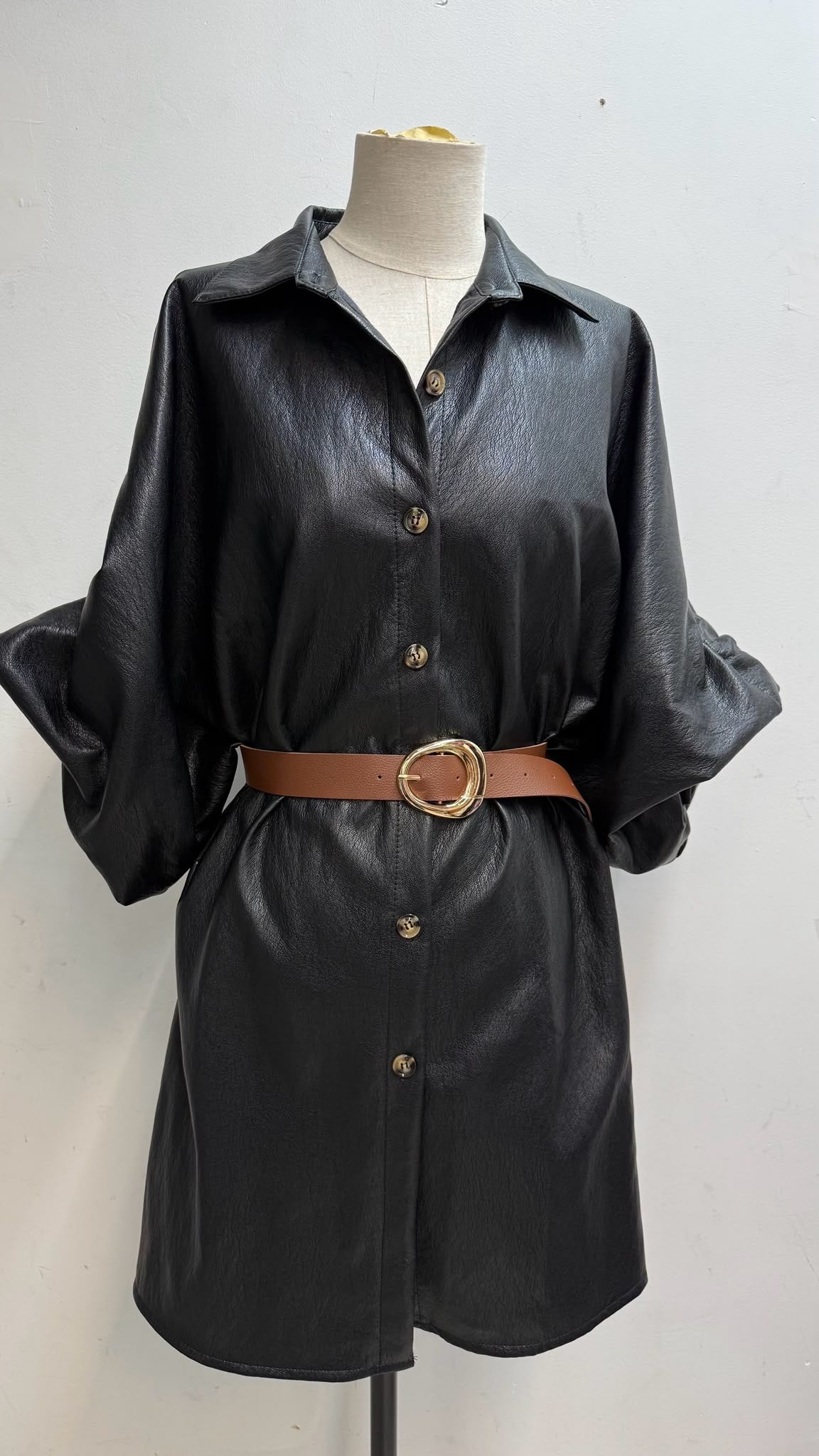 Robe Laura