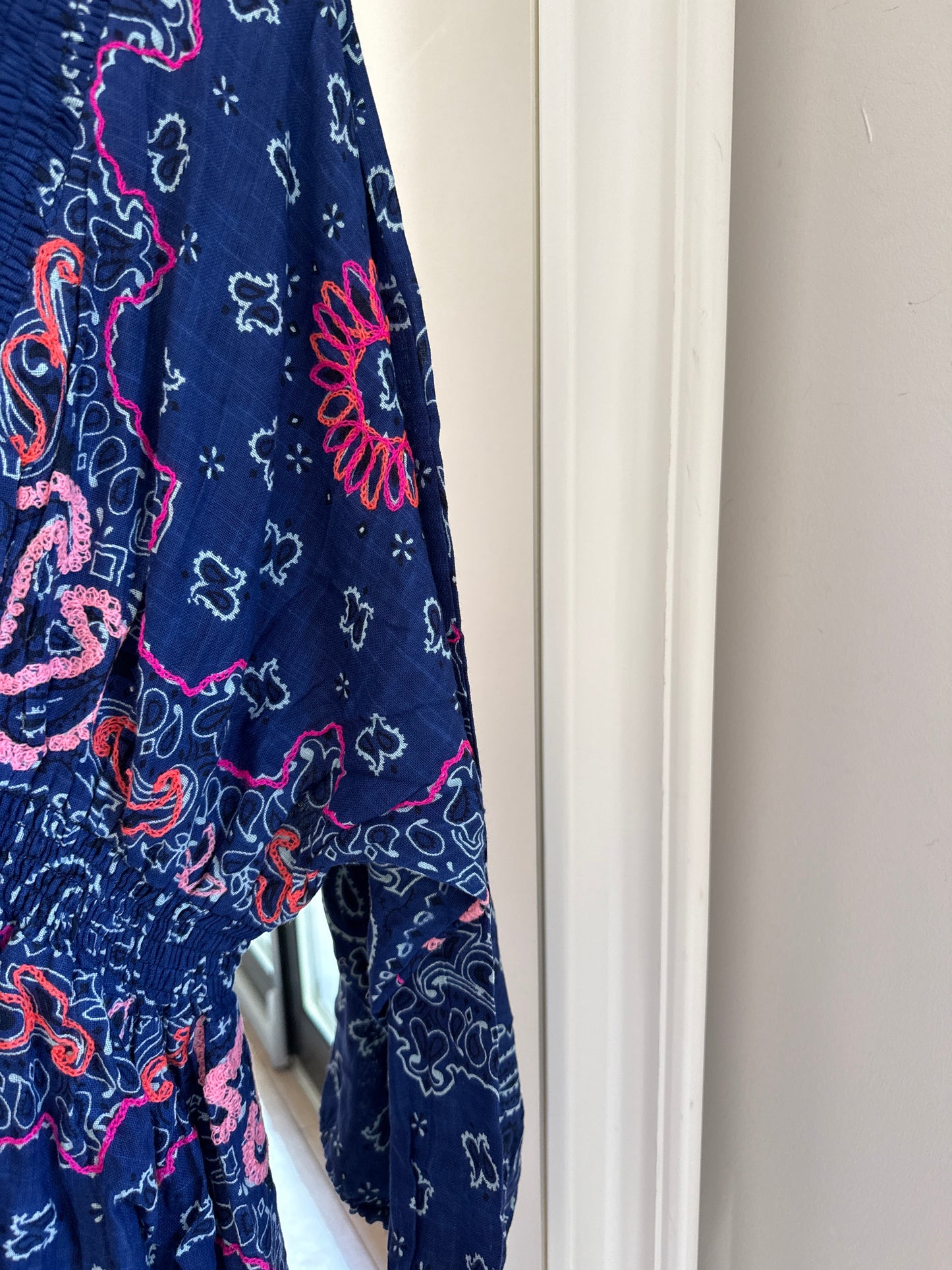 Robe Nomi