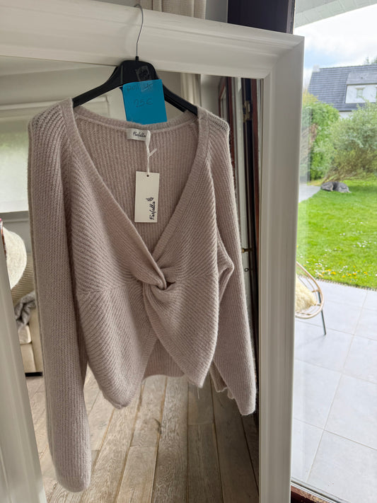 Pull Noué