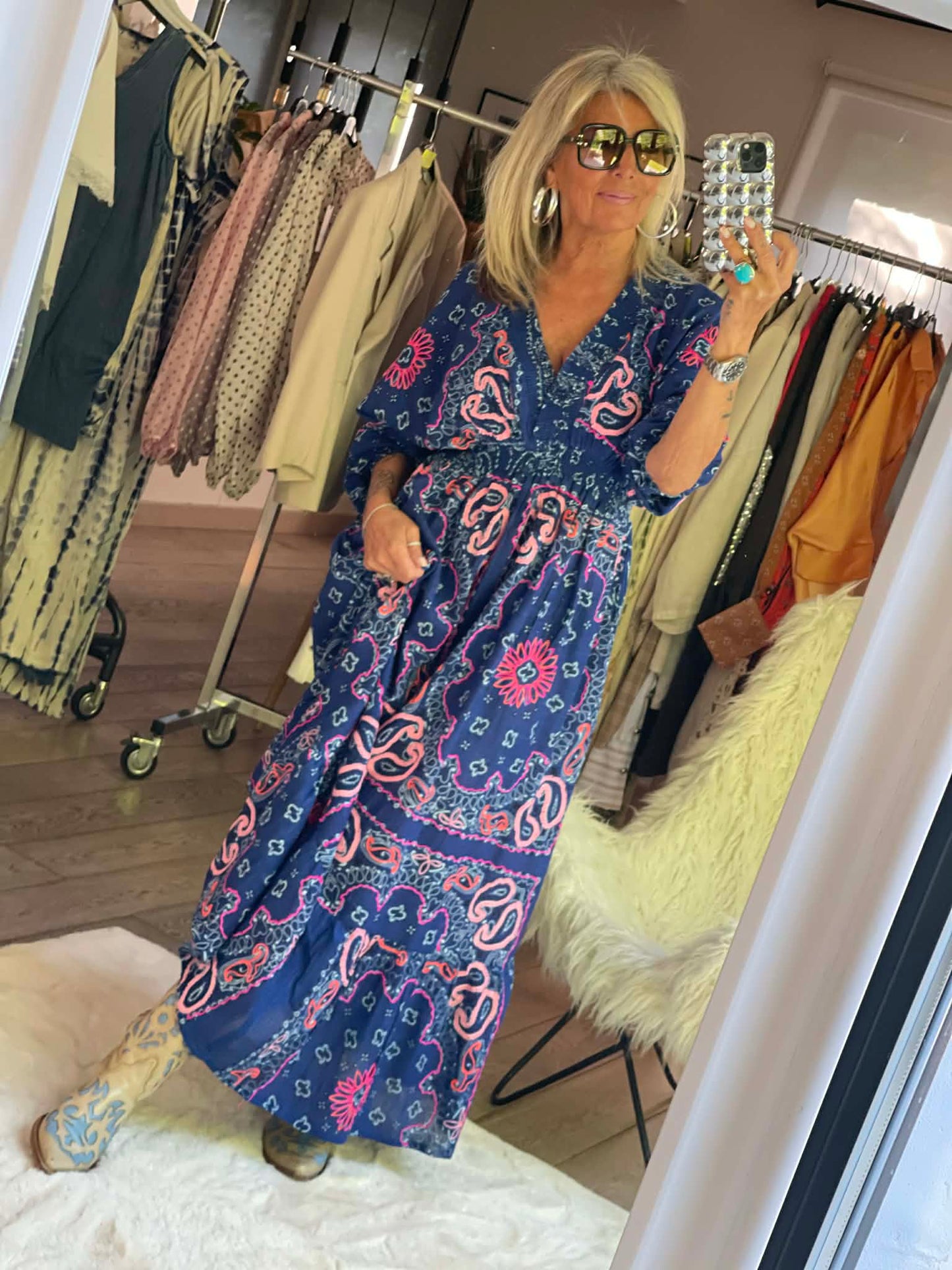 Robe Nomi