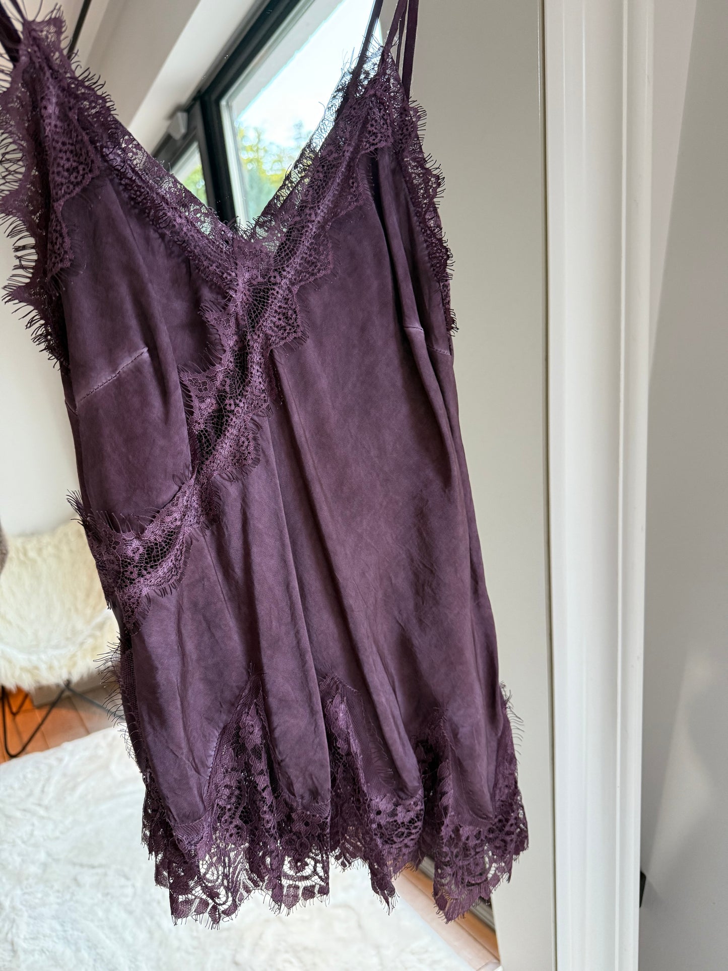 Nuisette asymétrique